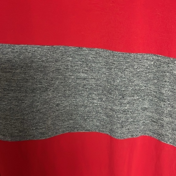 American Eagle size XLT red and gray stripe active short sleeve shirt - Picture 2 of 6